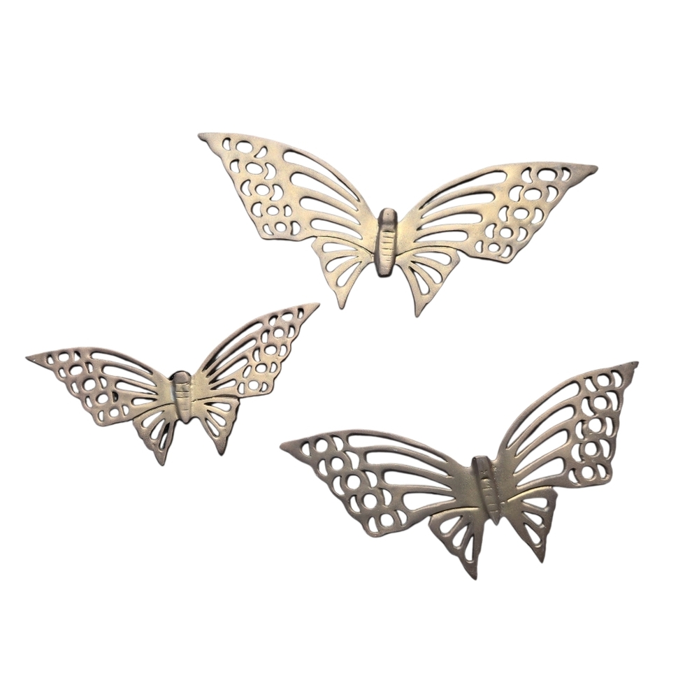 Vintage brass butterfly wall decor pieces mid-century cottage core. Lot Of 3 - Picture 2 of 12